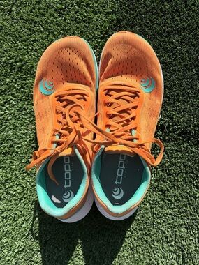 Mens Topo Athletic M Specter 12 Orange Running Shoes with Teal Trim